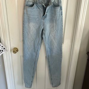 High waist light wash